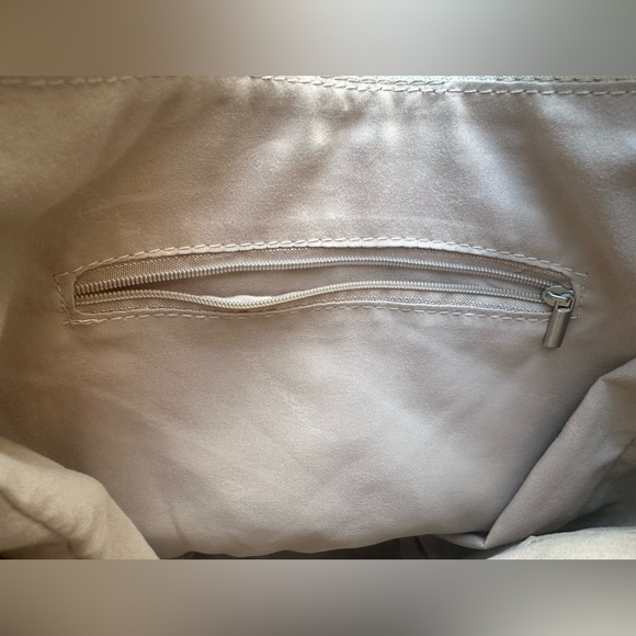 Cute bag great condition 💖 - Picture 12 of 16